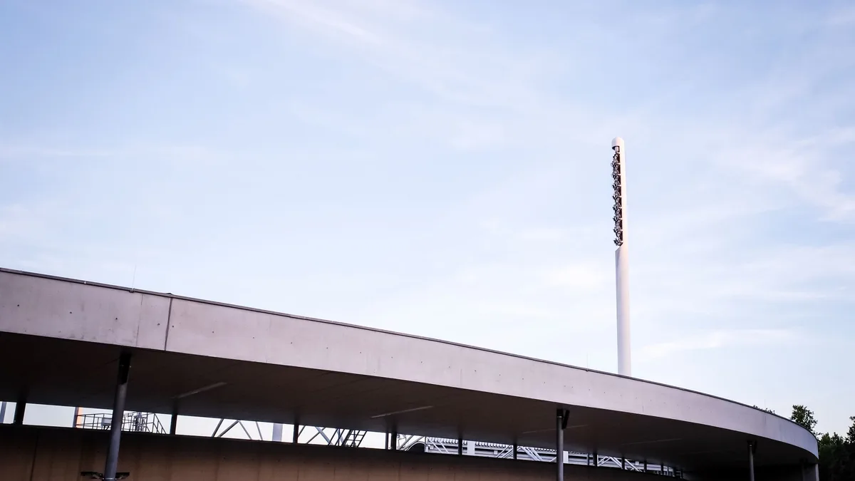 Illustration - Taxi Coulisses du Stade Pierre-Mauroy : visites du 20 au 22 juillet 2…